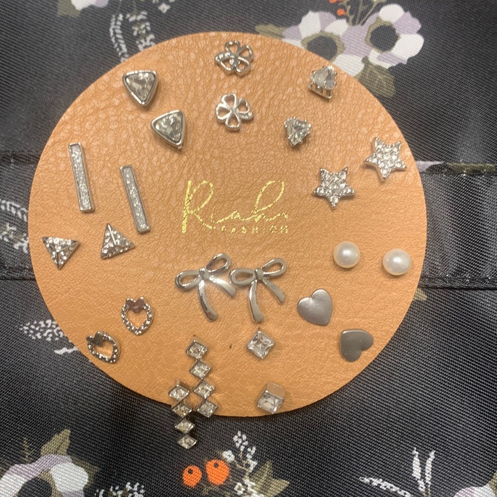 Brand new boutique earrings